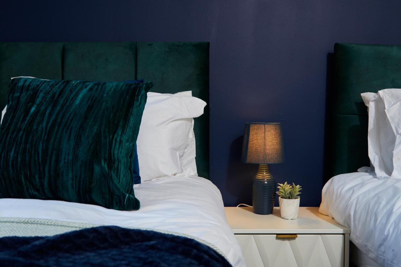 Exquisite Cambridge Abode - Sleeps 6 - Parking Appartement Buitenkant foto