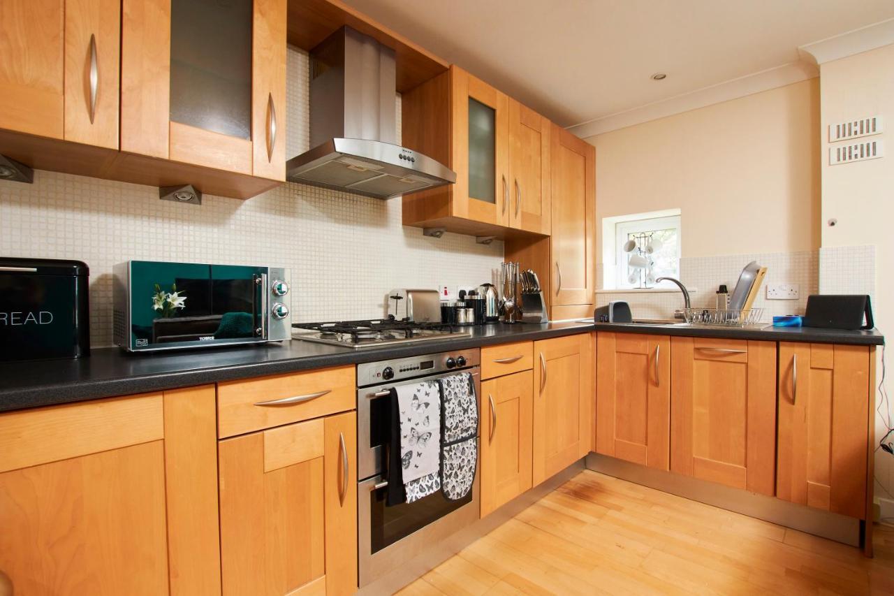 Exquisite Cambridge Abode - Sleeps 6 - Parking Appartement Buitenkant foto